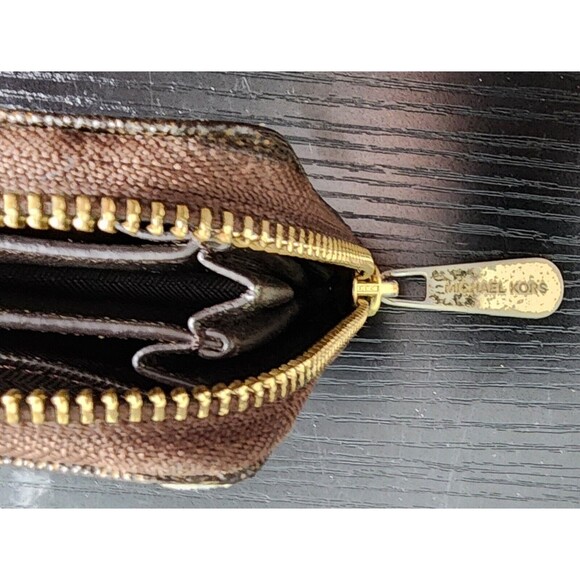 Michael Kors Jet Set Continental Brown Zip Around Wallet MK Monogram - Picture 7 of 7